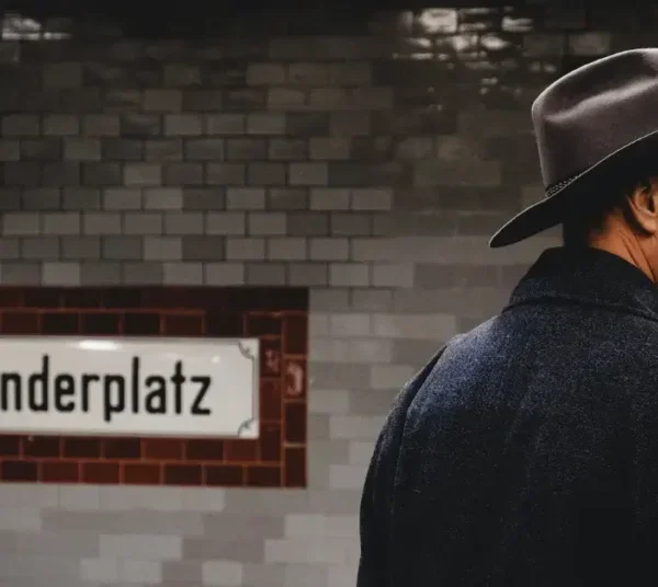 What to Wear in Berlin: Stylish and Comfortable Outfit Ideas for Every Season (2024)