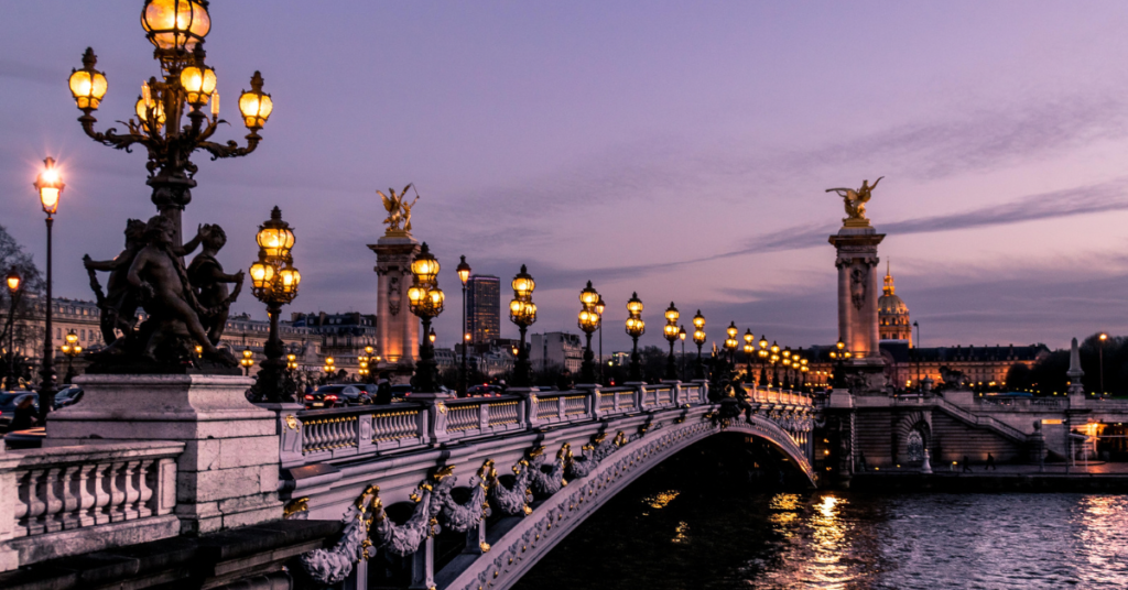 Bridge in Paris
